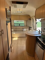 2006 Airstream Safari interior