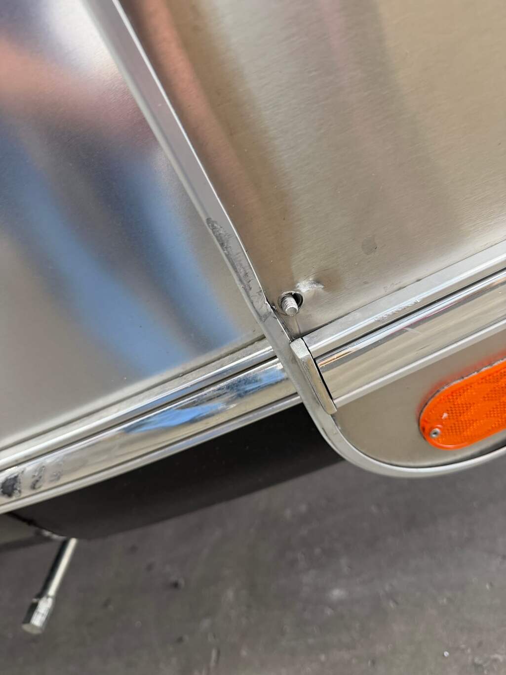 Belt-line seam realigned and clean